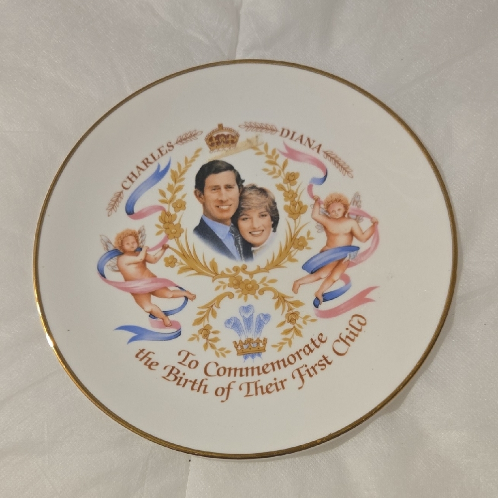 Royal Commemorative Plate with Gold Trim